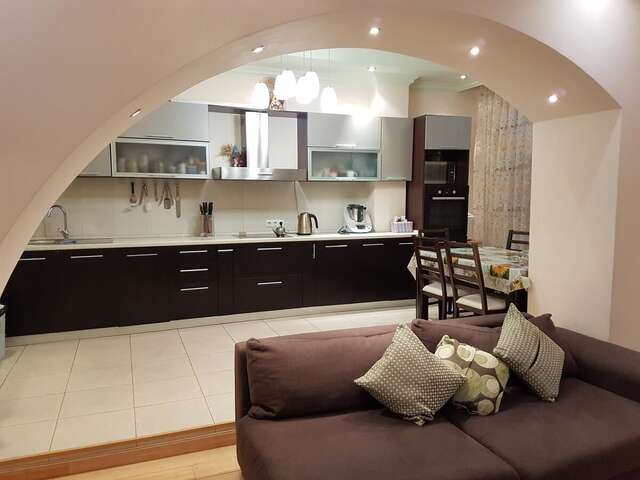 Апартаменты 4-х комнатная квартира на Водно-Зеленом бульваре Нур-Султан-3